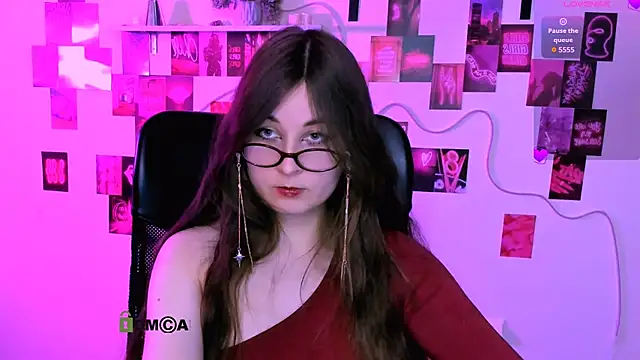 lilith diva online show from April 2026 07:58:02 PM