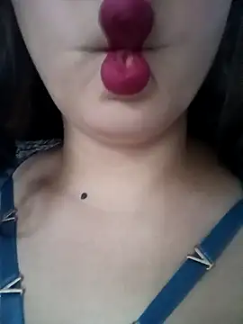 LINA-DALOUA online show from January 2026 02:20:02 PM