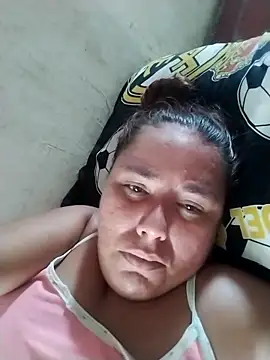 Snapshot of yyuly chatting on September 2025 05:30:01 PM yyuly online show from September 2025 05:30:01 PM