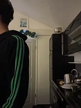 Gipsyboysteve online show from December 2025 04:18:02 AM