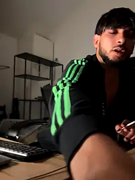 Gipsyboysteve online show from September 2025 01:45:01 AM