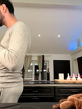 Gipsyboysteve online show from November 2025 04:40:01 PM