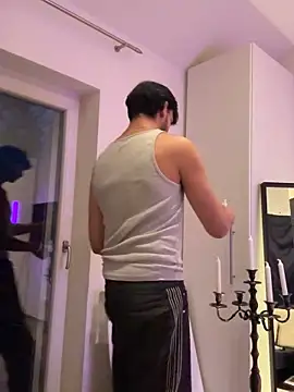 Gipsyboysteve online show from April 2026 06:25:02 PM