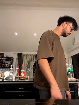 Gipsyboysteve online show from November 2025 04:54:01 PM