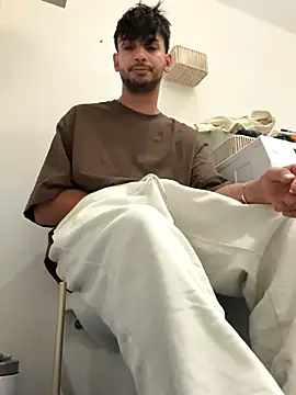 Gipsyboysteve online show from November 2025 04:00:01 PM