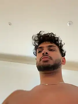 Gipsyboysteve online show from April 2026 12:10:02 PM