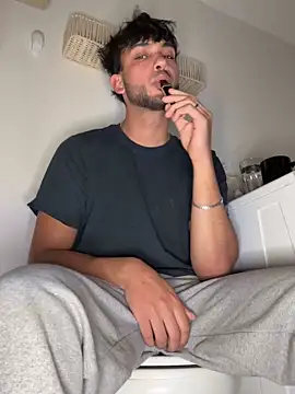 Gipsyboysteve online show from February 2026 02:57:02 AM