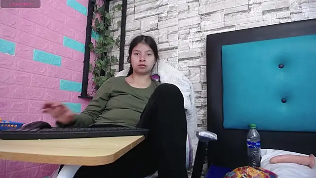 maily can online show from November 2025 12:26:01 PM