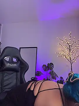 Snapshot of HATSUNE__ chatting on December 2025 09:52:02 AM HATSUNE online show from December 2025 09:52:02 AM