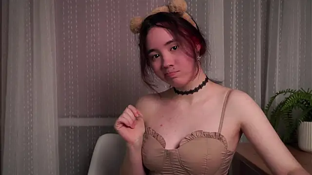 Snapshot of AlbertaClack chatting on November 2025 11:47:01 AM AlbertaClack online show from November 2025 11:47:01 AM