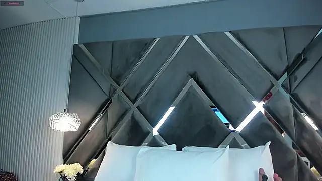 Snapshot of CoraimaSahin chatting on December 2025 02:03:02 AM CoraimaSahin online show from December 2025 02:03:02 AM