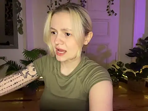 MoonIvy  online show from July 2026 07:58:02 PM
