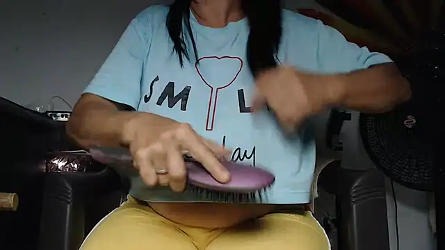 maggi hotsson online show from April 2026 03:33:01 AM