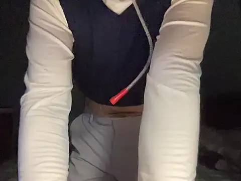 Snapshot of lahungdj12 chatting on January 2026 05:03:01 AM lahungdj12 online show from January 2026 05:03:01 AM