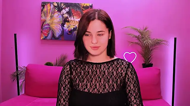 lil angel  online show from November 2025 01:11:01 PM