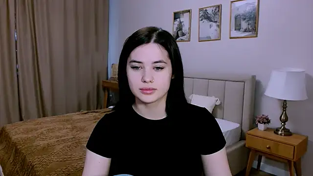 lil angel  online show from February 2026 08:11:02 AM