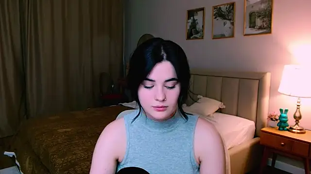 lil angel  online show from March 2026 12:26:01 AM