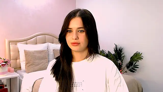 Snapshot of lil_angel_ chatting on September 2025 06:59:02 PM lil angel online show from September 2025 06:59:02 PM