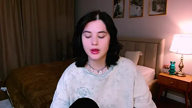 lil angel  online show from March 2026 07:43:02 PM