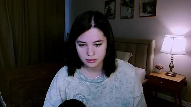 lil angel  online show from February 2026 10:59:02 AM