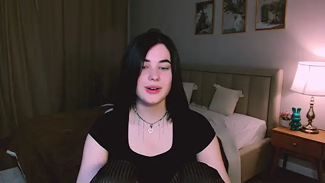 lil angel  online show from March 2026 03:10:01 AM