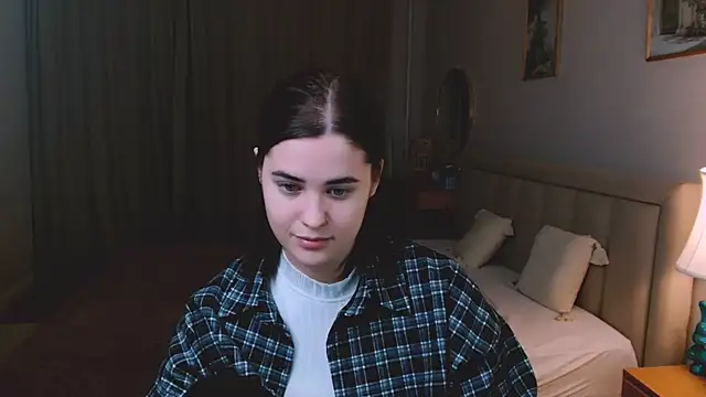 lil angel  online show from March 2026 12:44:02 AM