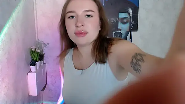 JuliaTopp  online show from October 2025 05:49:01 AM