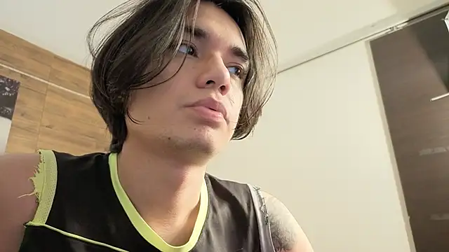 davoxer online show from January 2026 03:44:01 AM