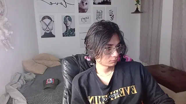 Snapshot of davoxer chatting on November 2025 03:54:01 AM davoxer online show from November 2025 03:54:01 AM