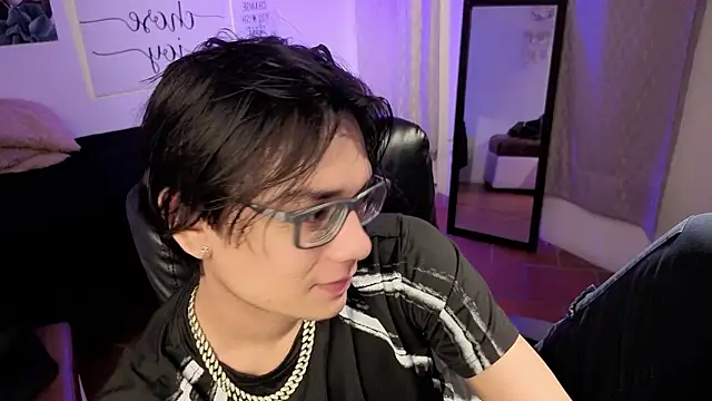 davoxer online show from March 2026 03:52:01 AM