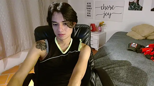 Snapshot of davoxer chatting on October 2025 04:13:02 AM davoxer online show from October 2025 04:13:02 AM