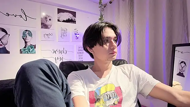 davoxer online show from February 2026 03:28:01 AM