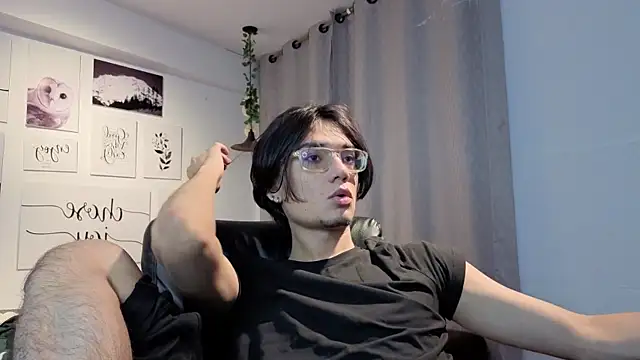 Snapshot of davoxer chatting on November 2025 03:40:01 AM davoxer online show from November 2025 03:40:01 AM