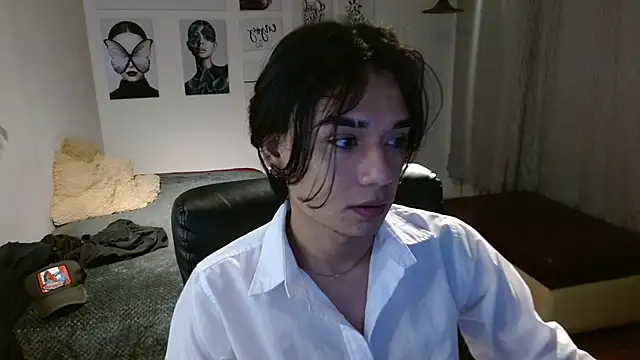 Snapshot of davoxer chatting on November 2025 03:29:02 AM davoxer online show from November 2025 03:29:02 AM