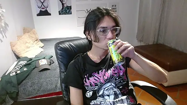 Snapshot of davoxer chatting on November 2025 02:43:02 AM davoxer online show from November 2025 02:43:02 AM