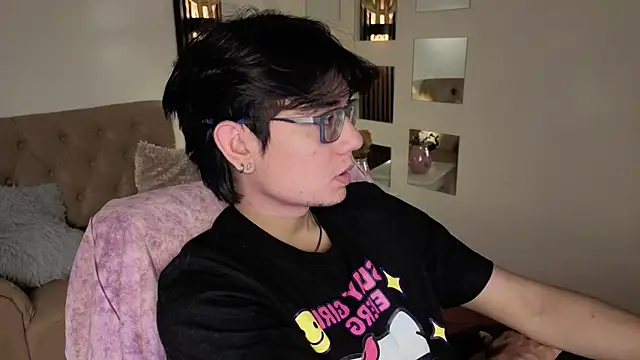Snapshot of davoxer chatting on June 2026 03:23:02 AM davoxer online show from June 2026 03:23:02 AM