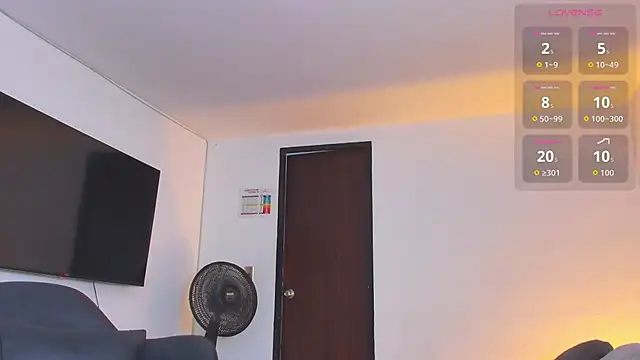 Snapshot of RJBarto chatting on December 2025 12:18:02 PM RJBarto online show from December 2025 12:18:02 PM