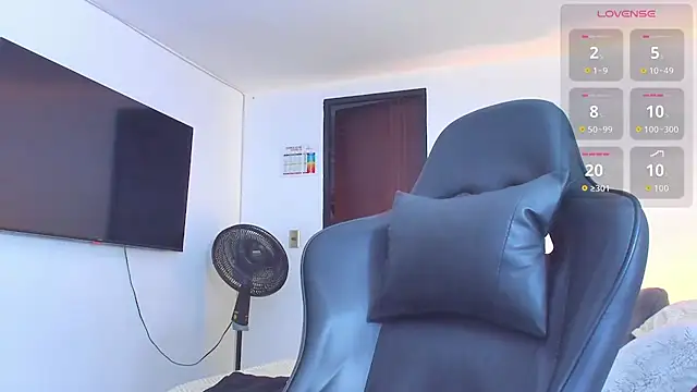 Snapshot of RJBarto chatting on November 2025 06:22:02 PM RJBarto online show from November 2025 06:22:02 PM