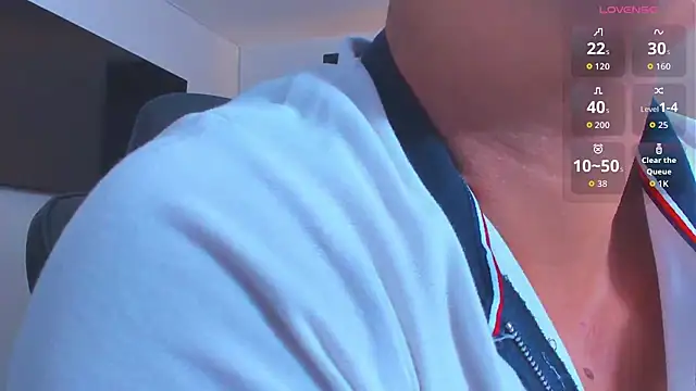 Snapshot of RJBarto chatting on October 2025 06:50:02 PM RJBarto online show from October 2025 06:50:02 PM