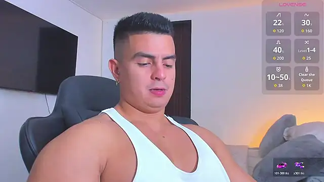 Snapshot of RJBarto chatting on October 2025 04:44:02 AM RJBarto online show from October 2025 04:44:02 AM