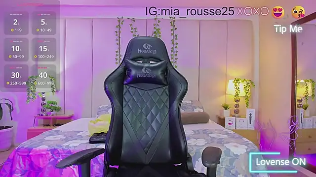 mia rousse25 online show from May 2026 02:15:01 AM