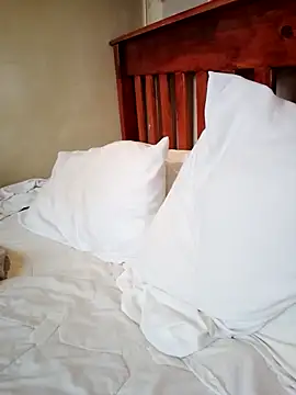 Snapshot of missboobiesSA chatting on October 2025 04:00:01 AM missboobiesSA online show from October 2025 04:00:01 AM