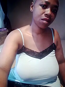 Snapshot of missboobiesSA chatting on November 2025 03:43:01 AM missboobiesSA online show from November 2025 03:43:01 AM