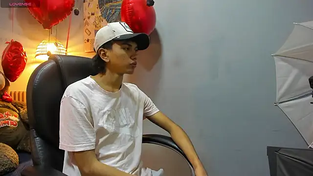 markbowie online show from February 2026 01:02:01 PM