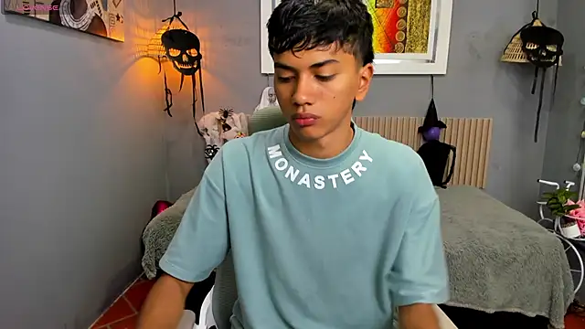 markbowie online show from November 2025 02:10:02 PM