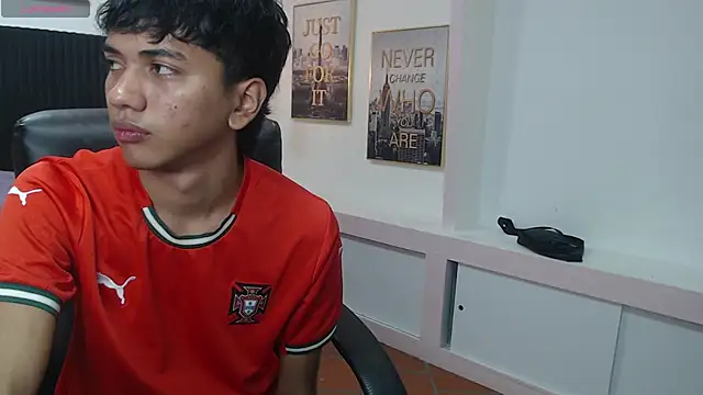 markbowie online show from November 2025 02:18:02 PM