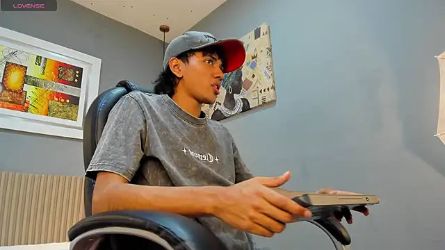 markbowie online show from March 2026 08:14:01 PM