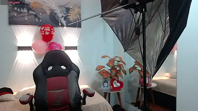 markbowie online show from February 2026 07:36:01 PM