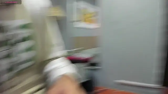 markbowie online show from November 2025 01:04:02 PM