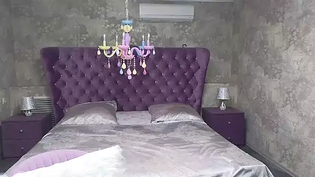 Anna Kenann online show from October 2025 07:09:02 AM